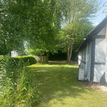 Charmerende Taet Pa Knuthenborg Holiday home Maribo